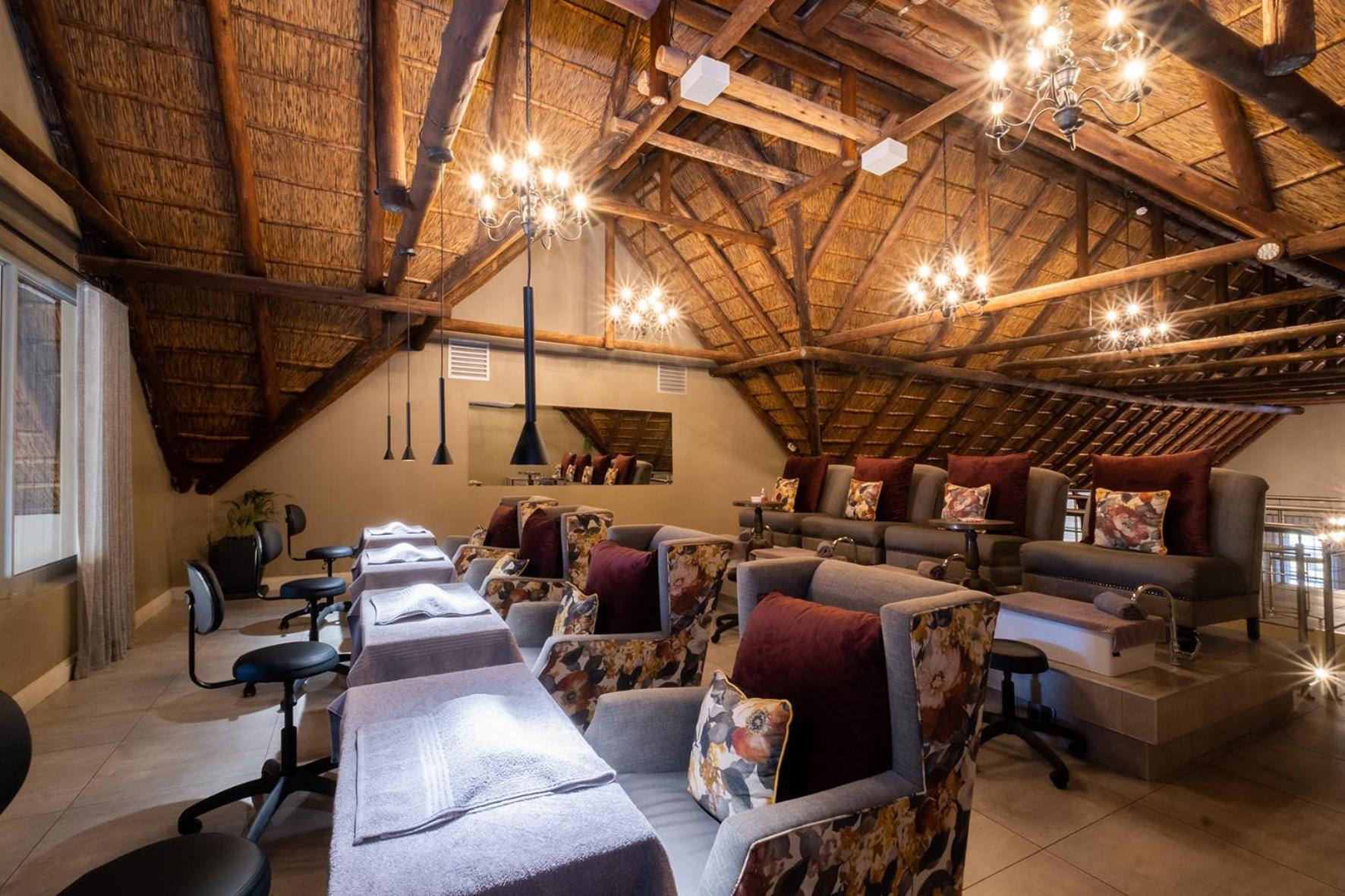 Kievits Kroon Gauteng Wine Estate Pretoria Bagian luar foto