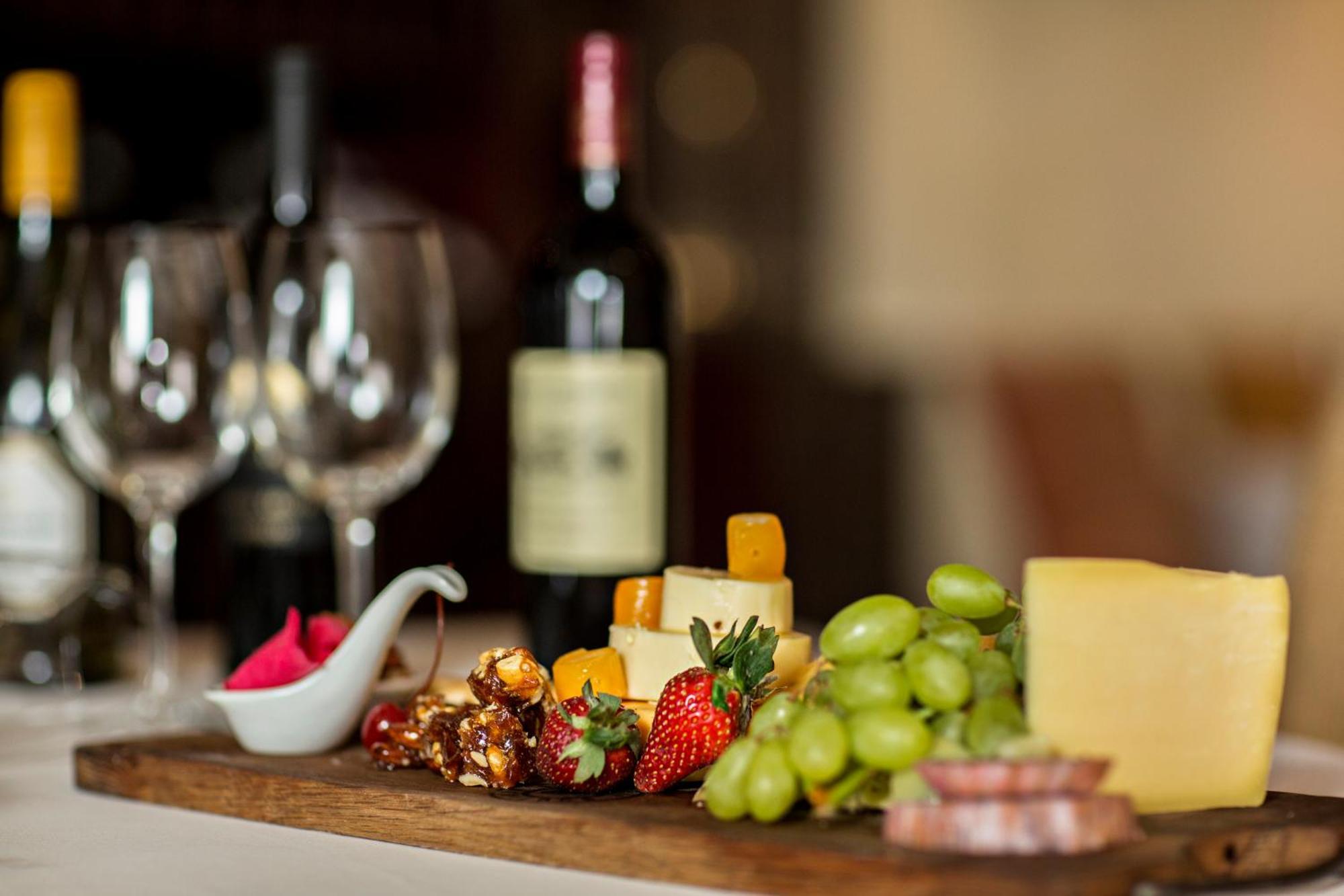 Kievits Kroon Gauteng Wine Estate Pretoria Bagian luar foto